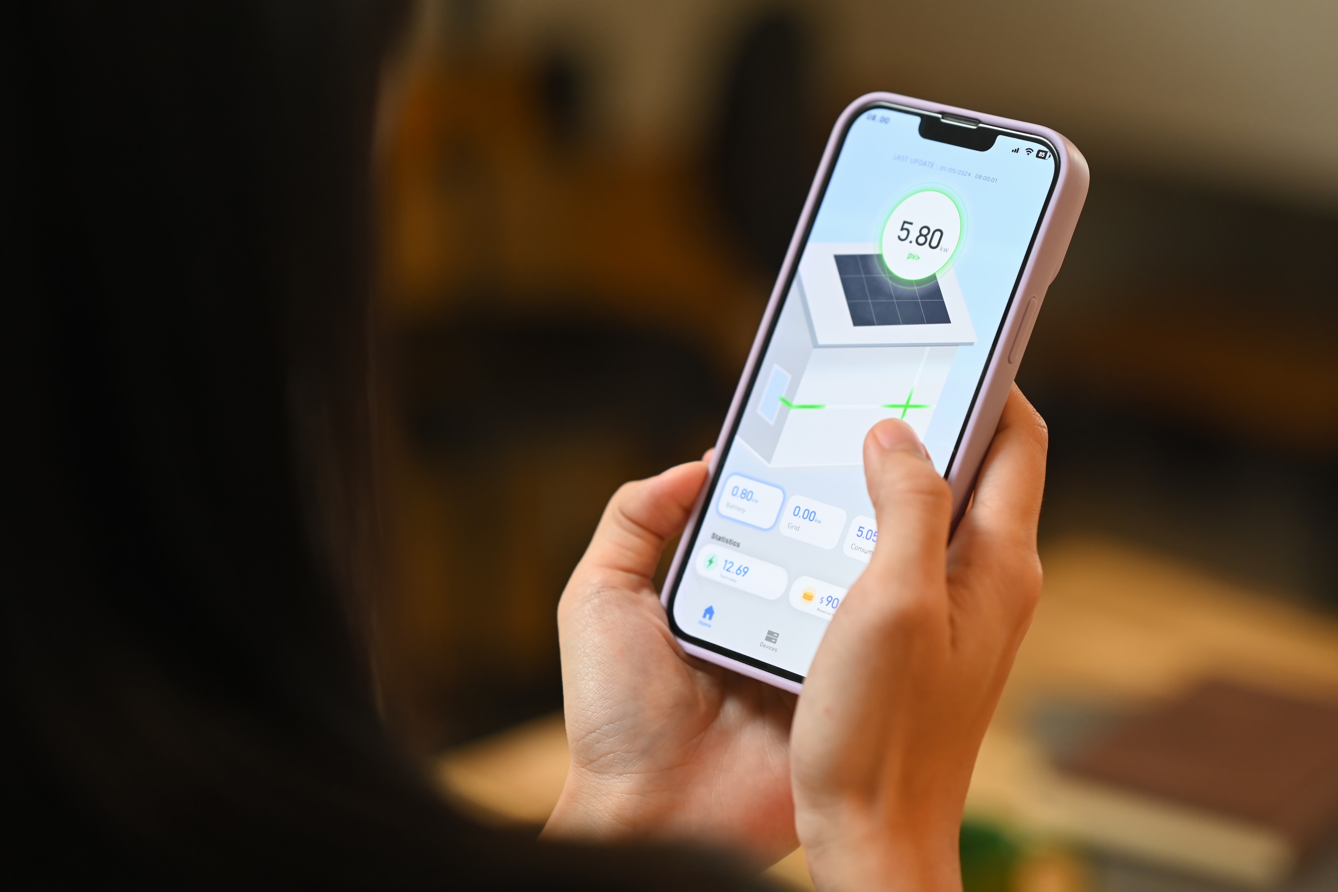 How Solar Monitoring Apps Help You Track Energy and Spot Problems Early